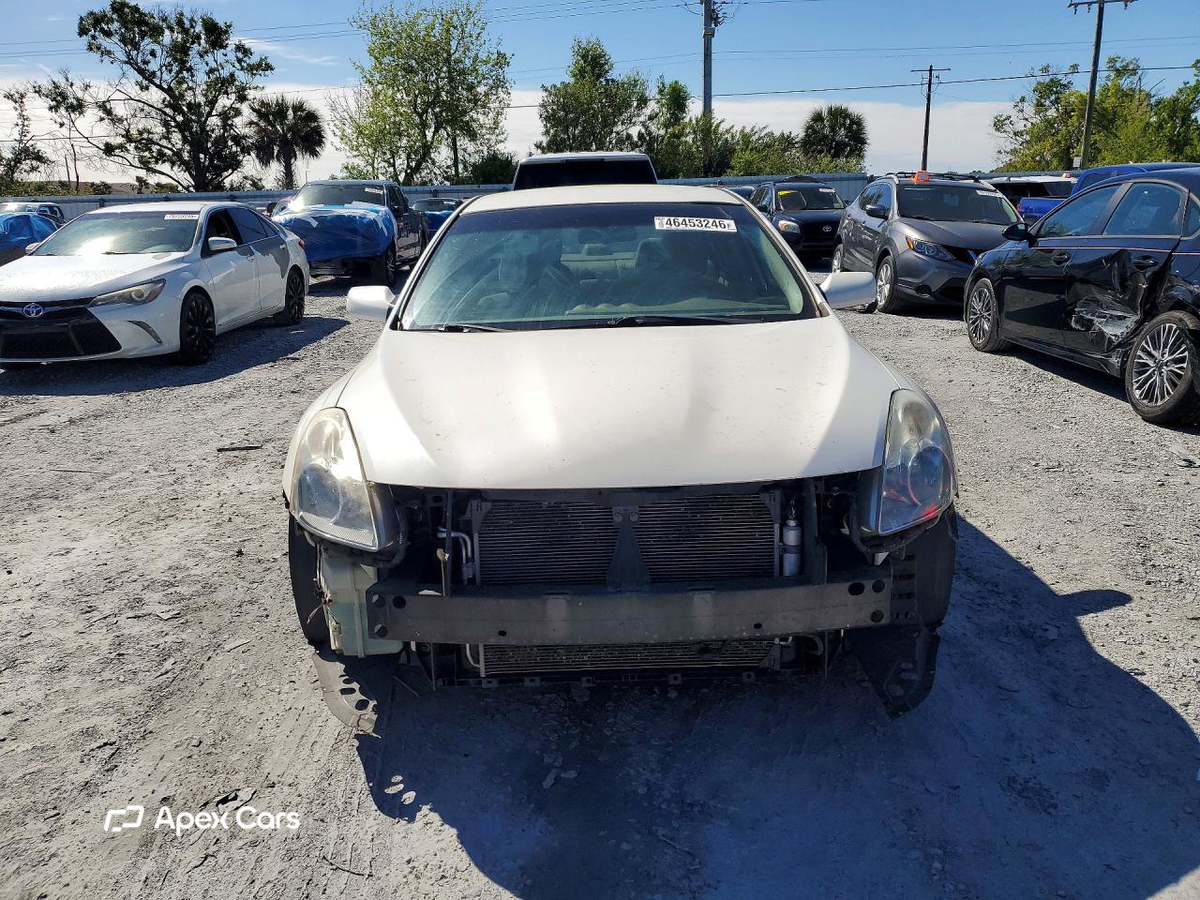Nissan Altima 2012