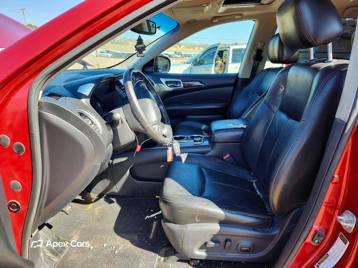Nissan Pathfinder 2014