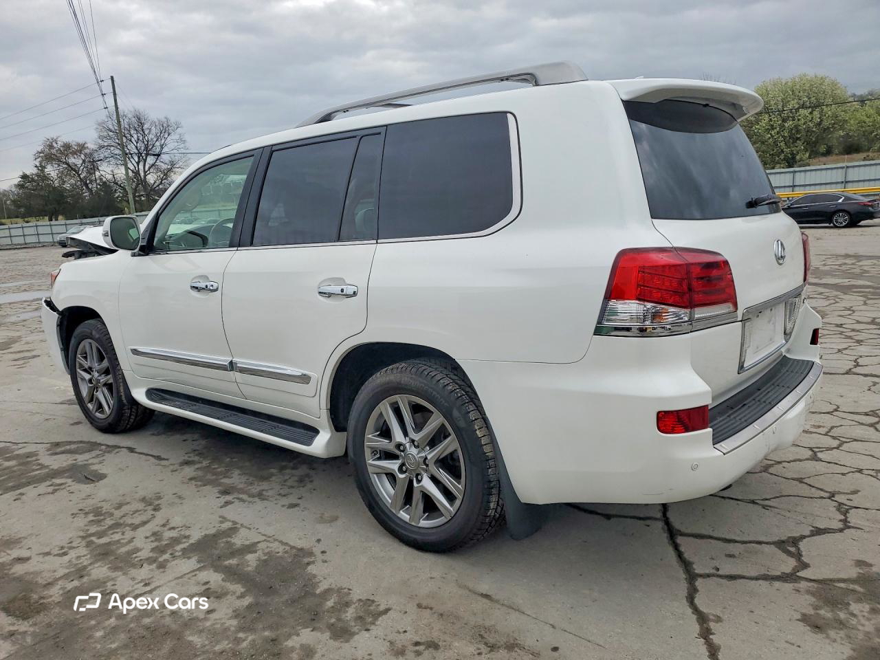 Lexus LX 2013