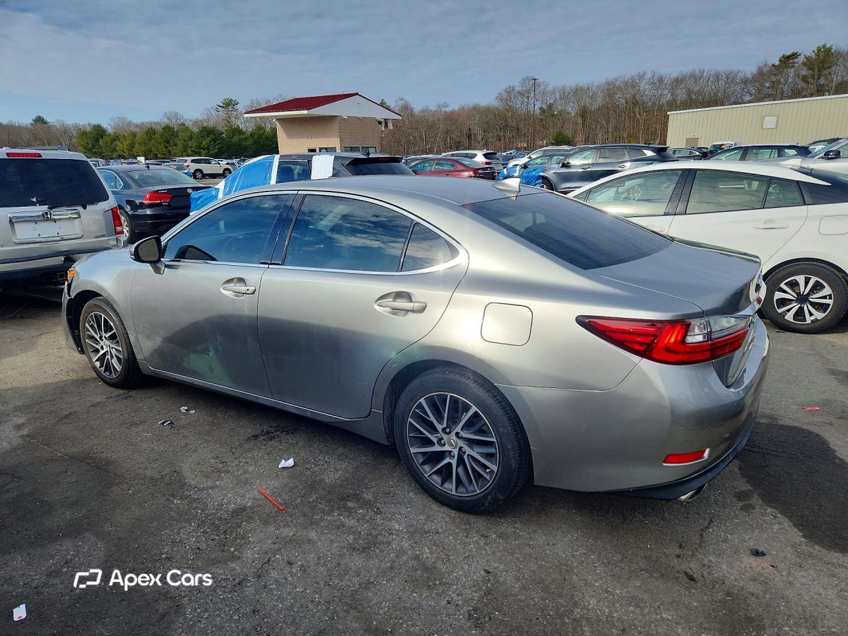 Lexus ES 2016