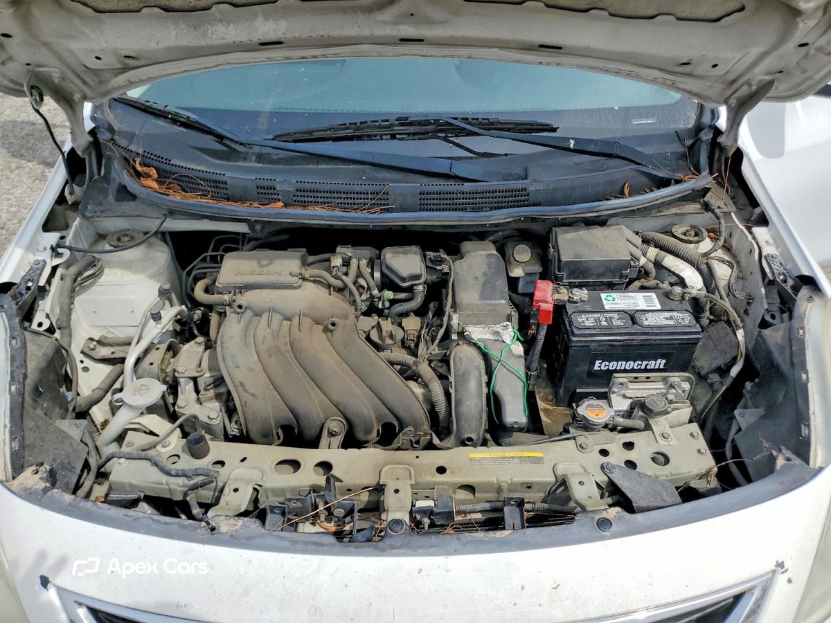 Nissan Versa 2012
