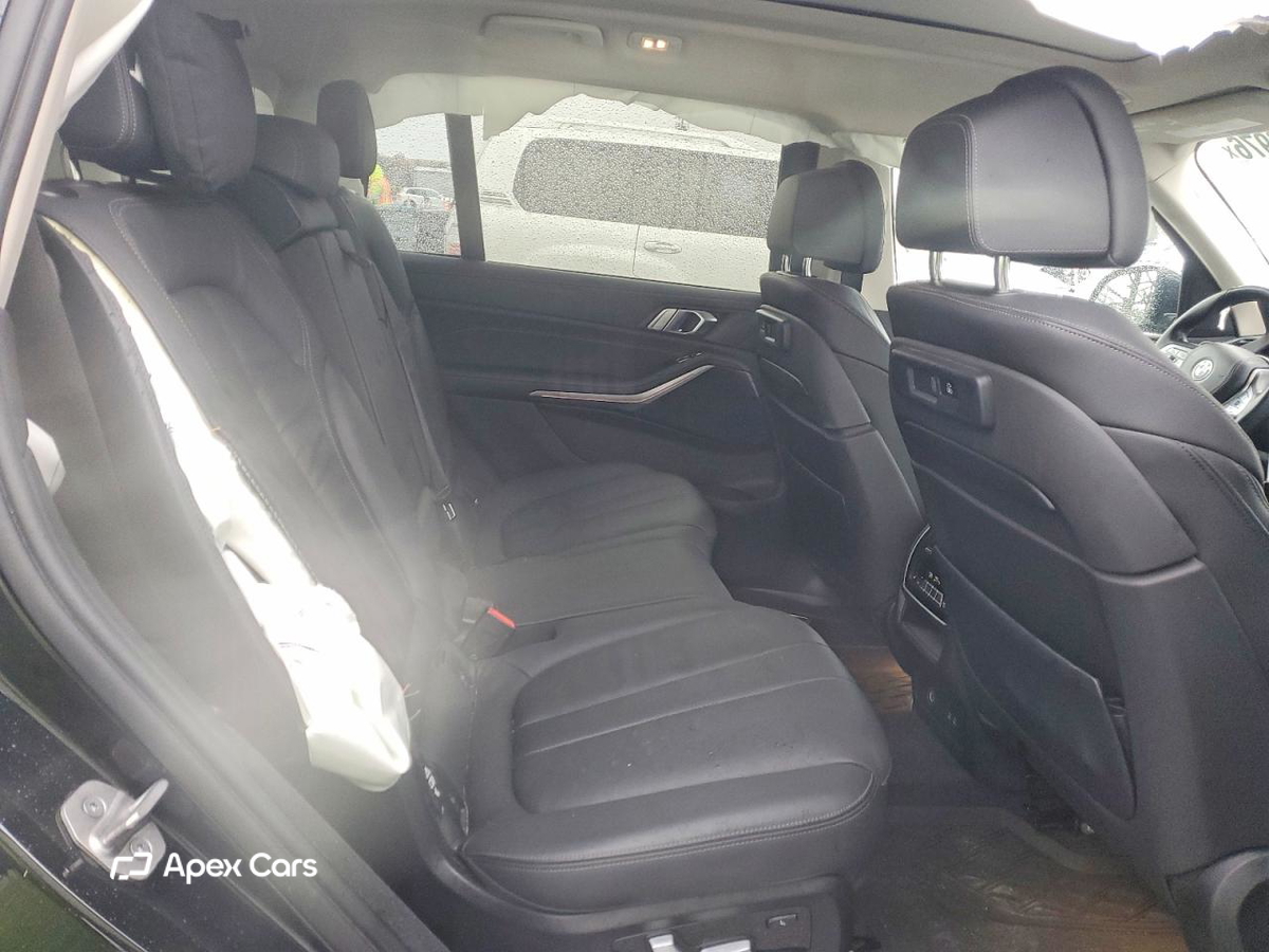 BMW X7 2022
