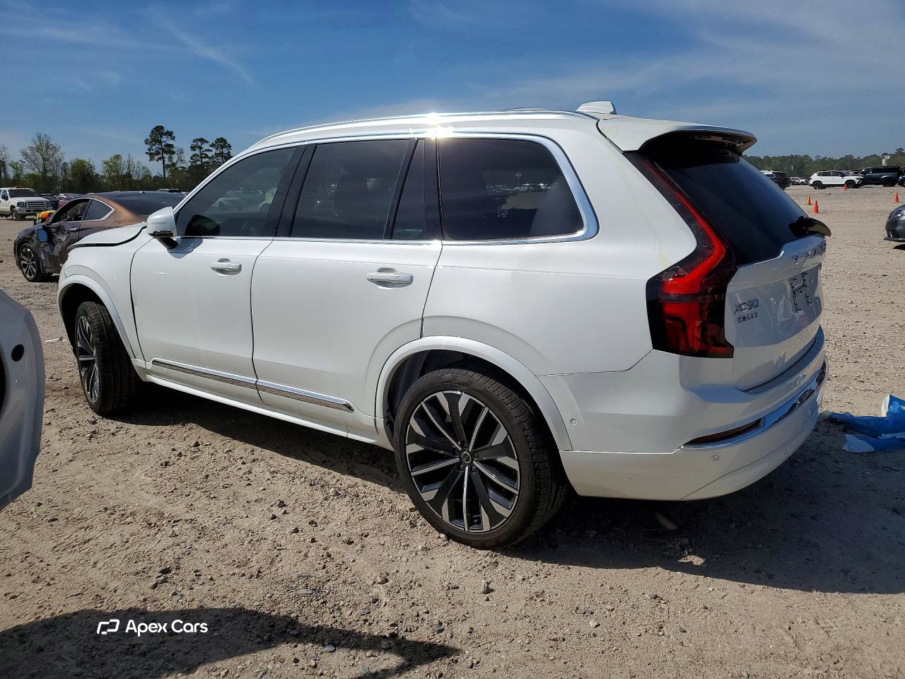 Volvo XC90 2025
