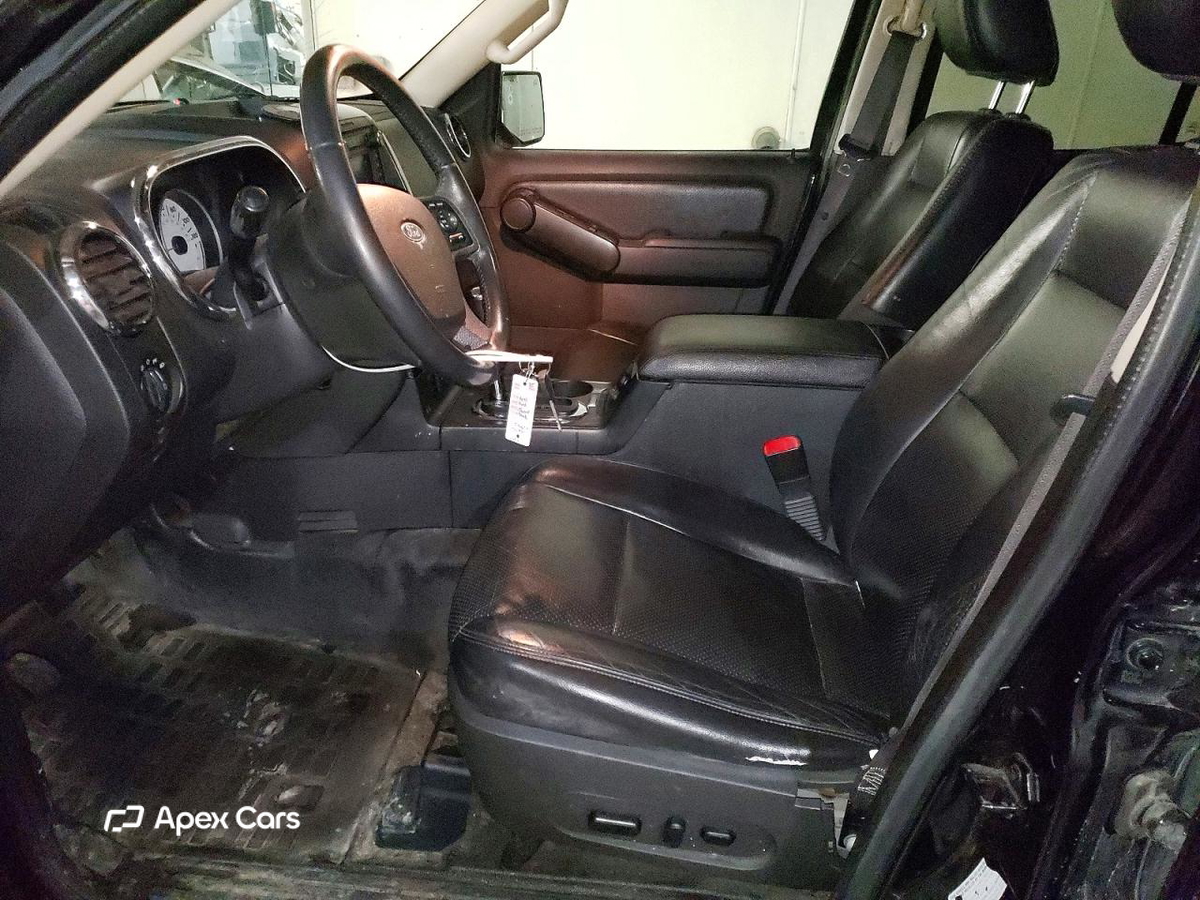 Ford Explorer 2010