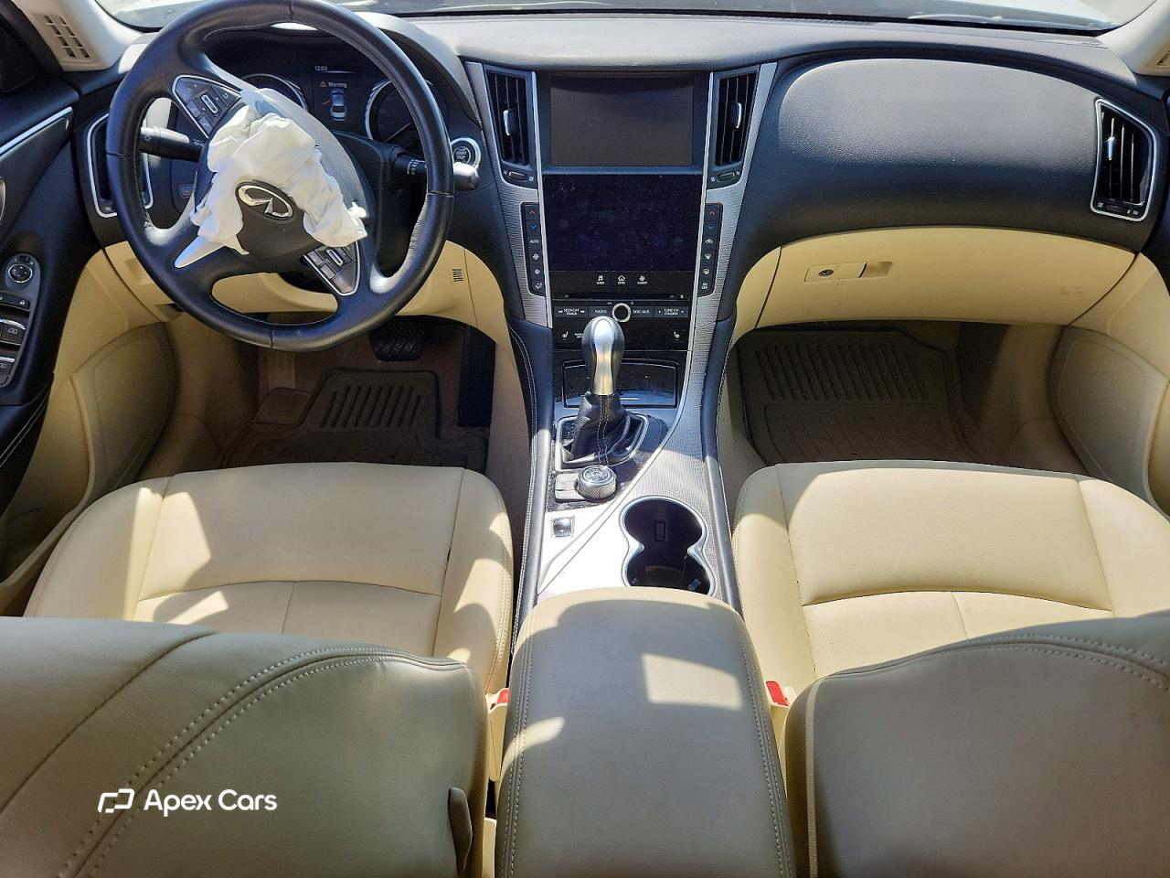 Infiniti Q50 2015