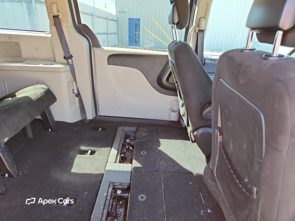 Dodge Caravan 2015
