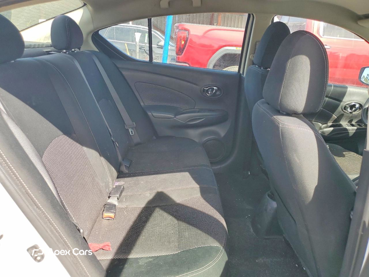 Nissan Versa 2019