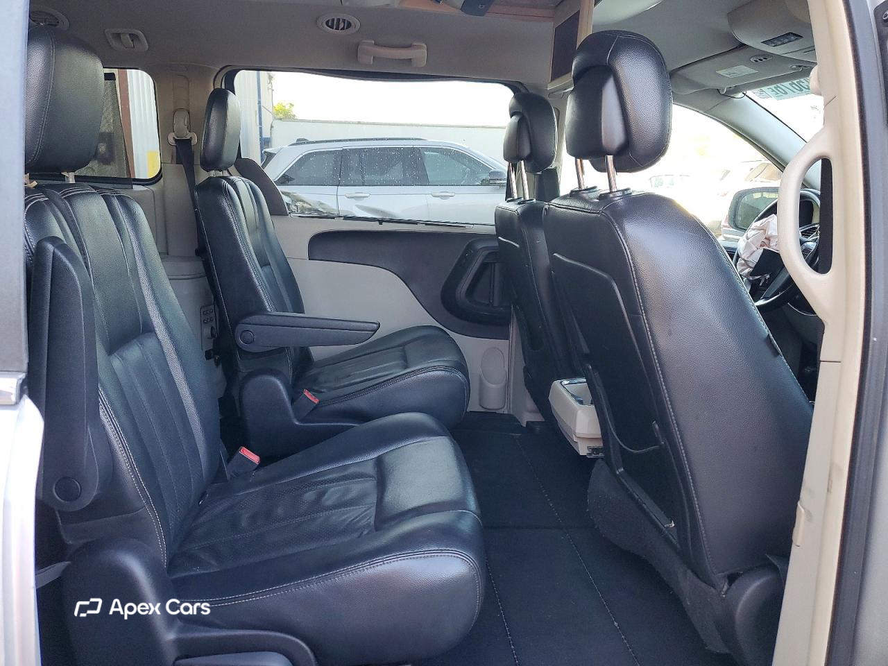 Chrysler Voyager 2012