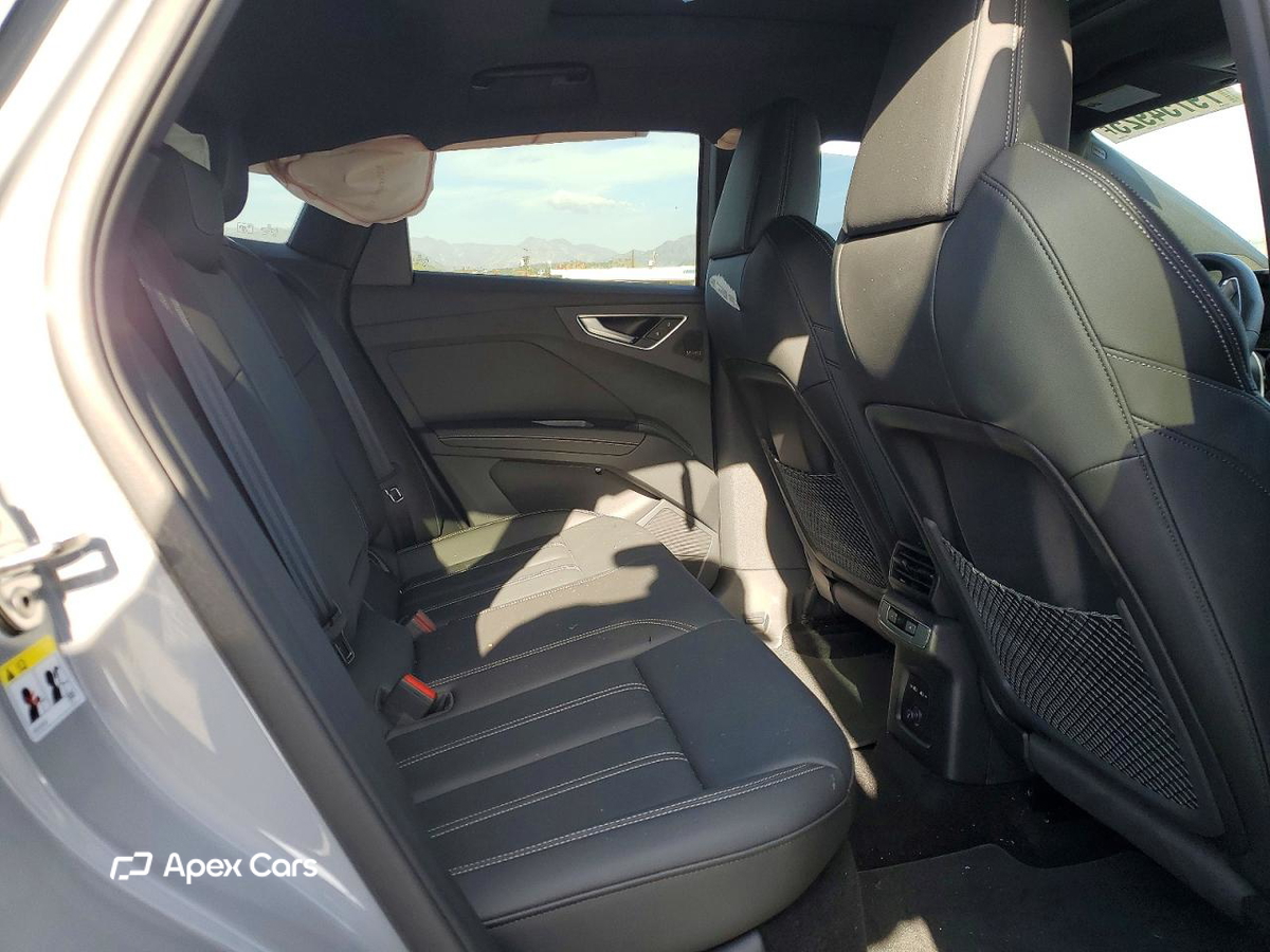 Audi Q4 e-tron 2025