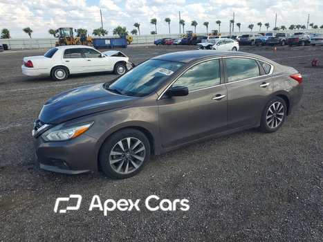 Nissan Altima 2017 - Zdjęcie 1 z 13