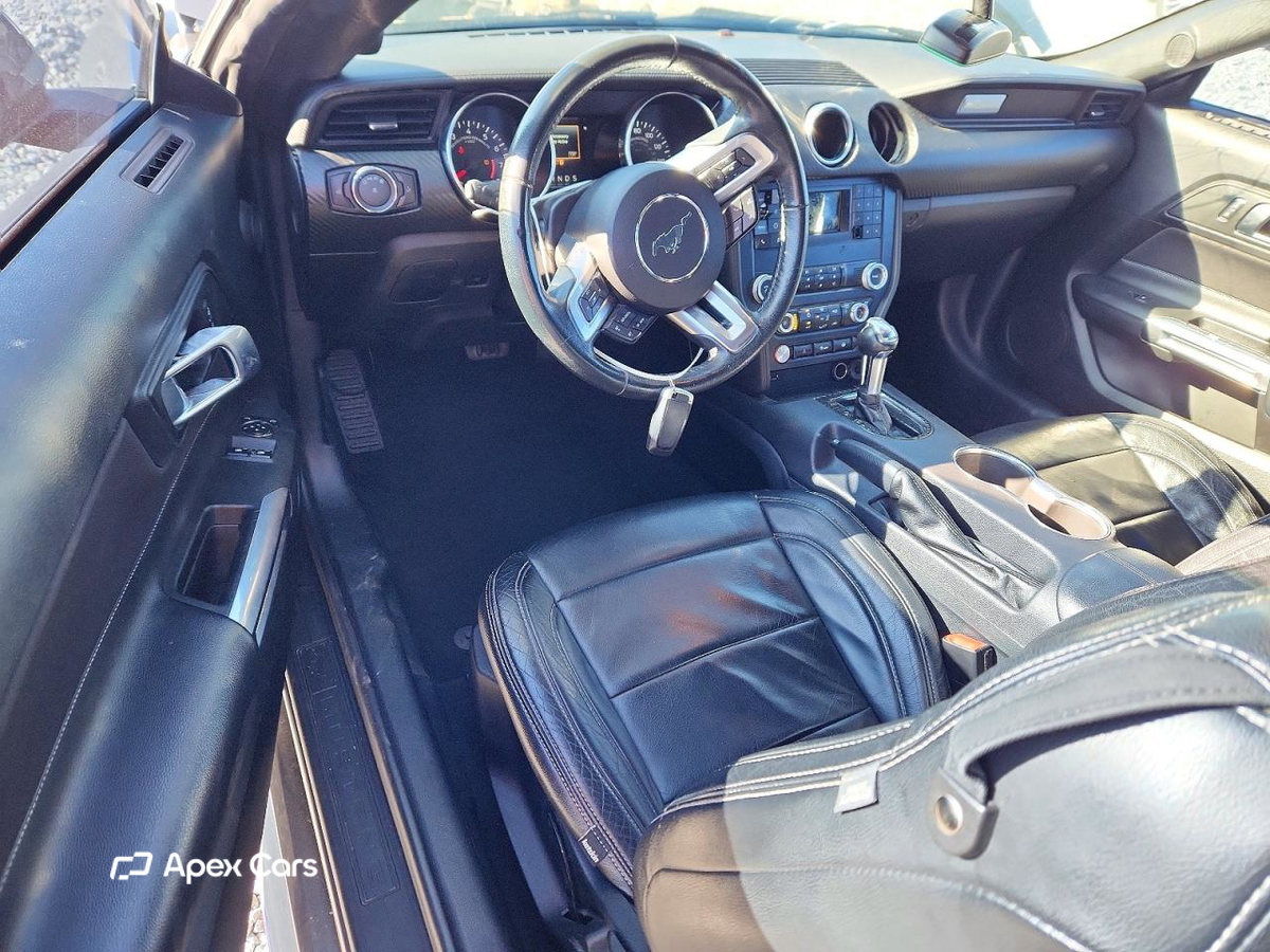 Ford Mustang 2021