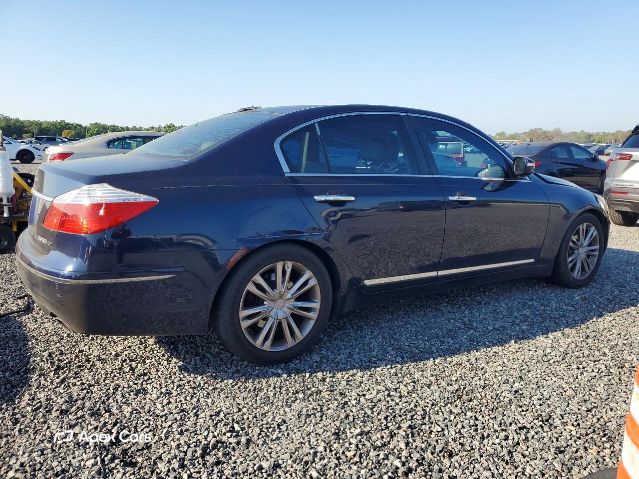 Hyundai Genesis 2011