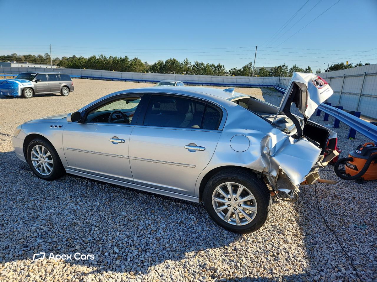 Buick Lucerne 2010