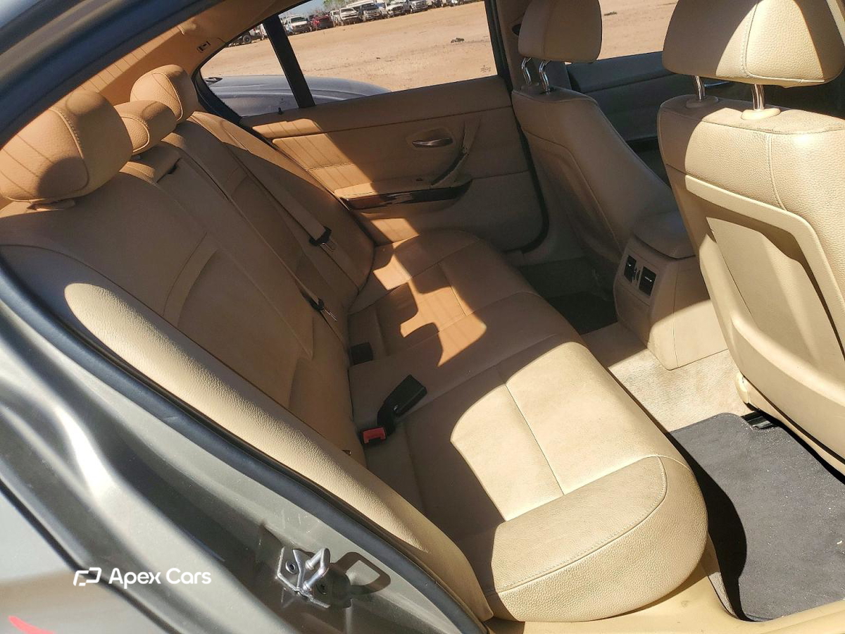 BMW Series 3 2011