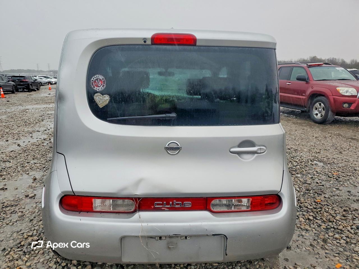 Nissan Cube 2011