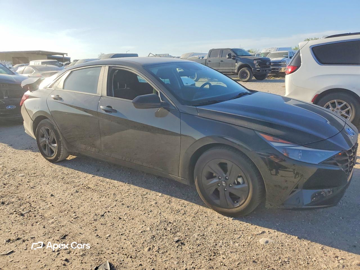 Hyundai Elantra 2021