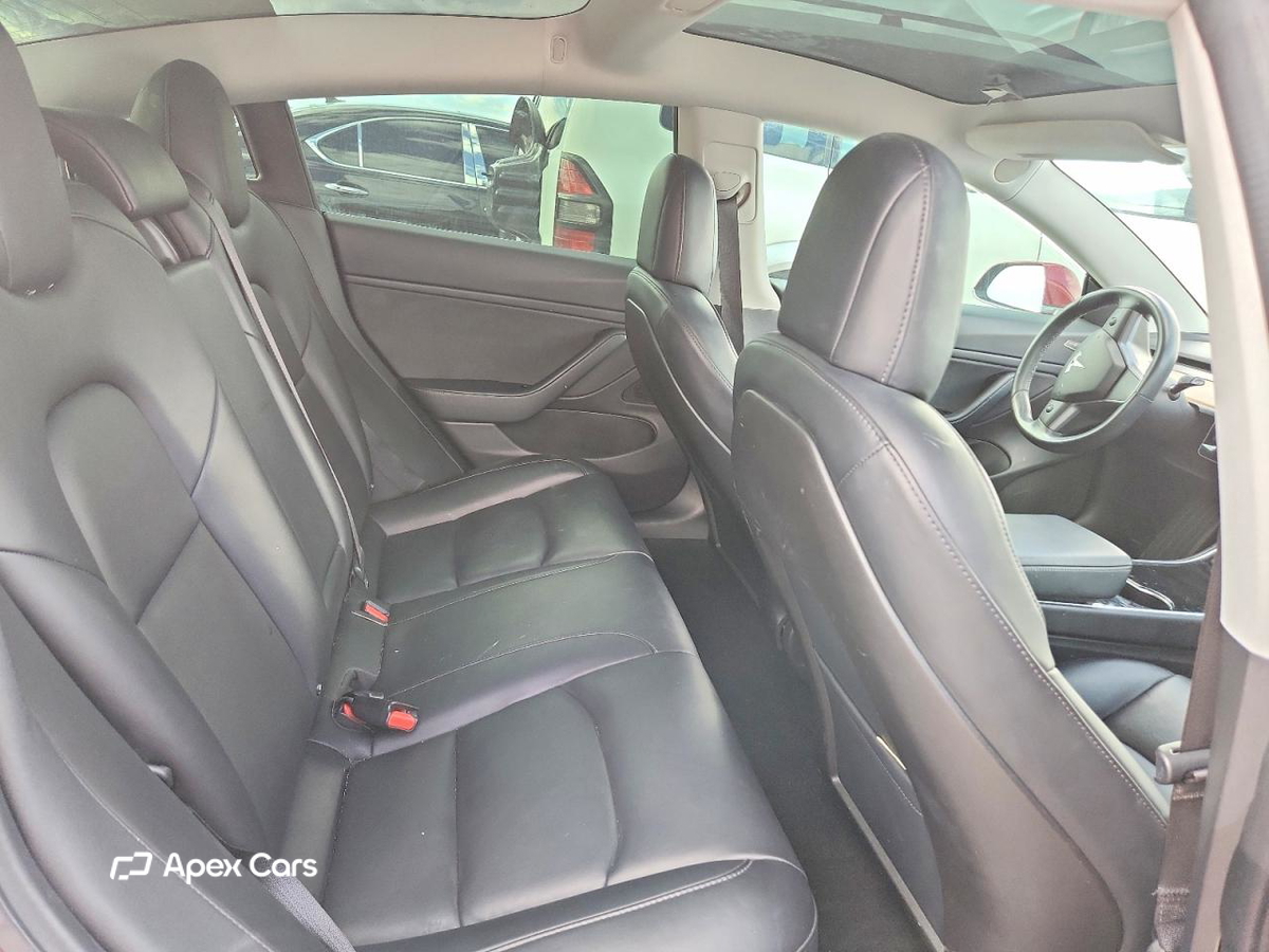 Tesla Model 3 2018