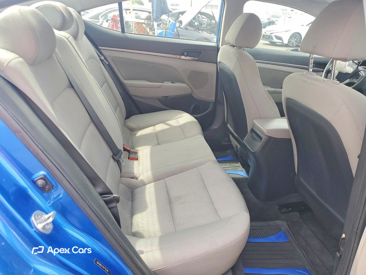 Hyundai Elantra 2017