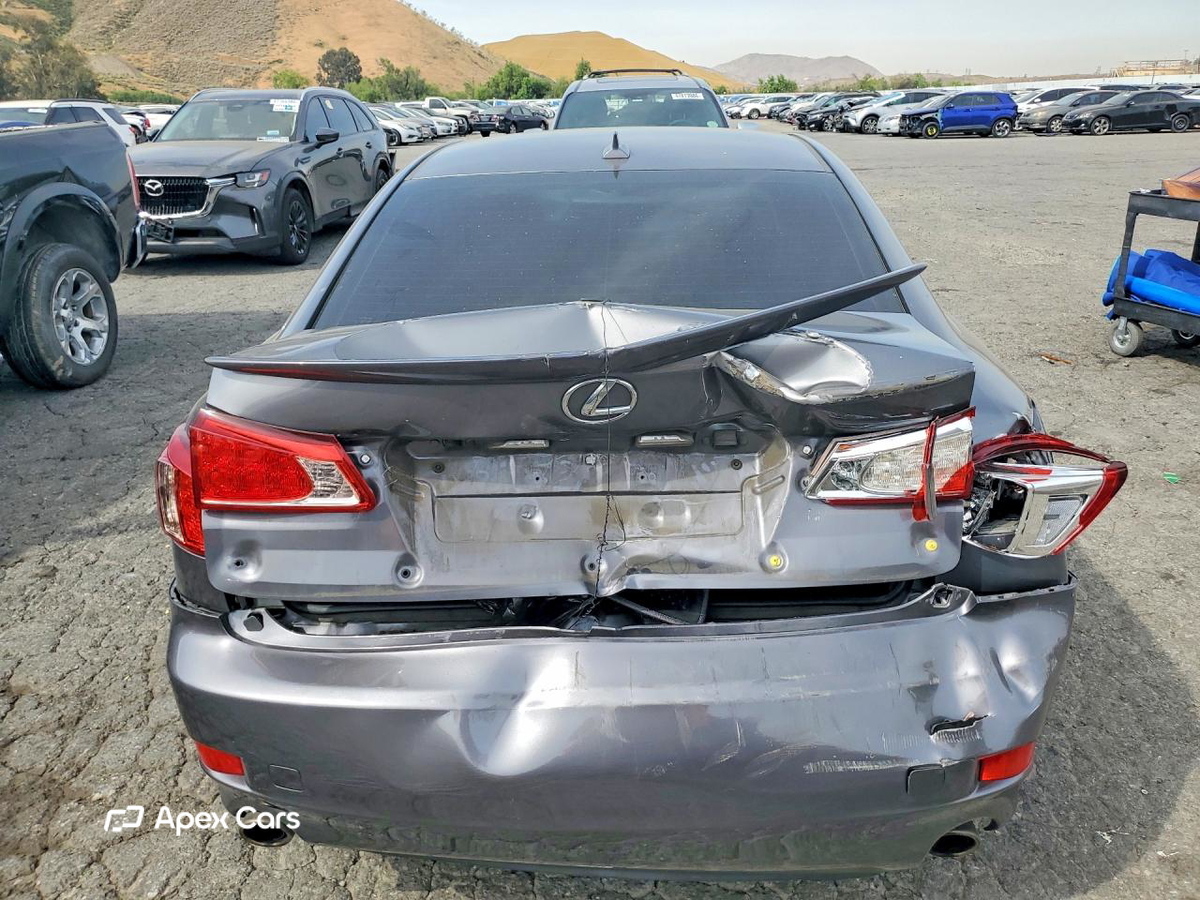 Lexus IS 2012