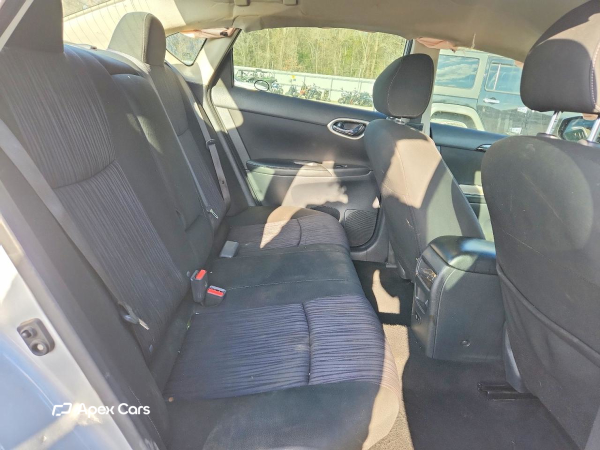 Nissan Sentra 2019