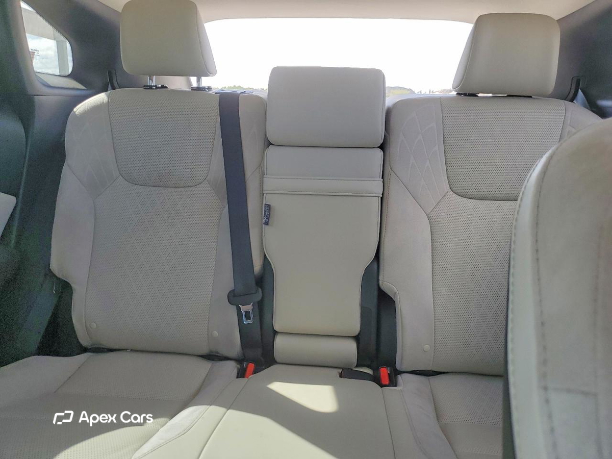 Lexus RX 2023