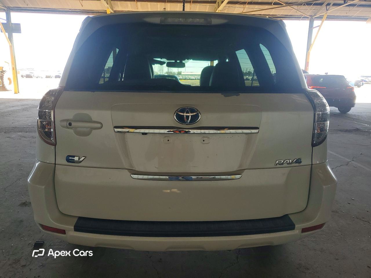 Toyota RAV 4 2013