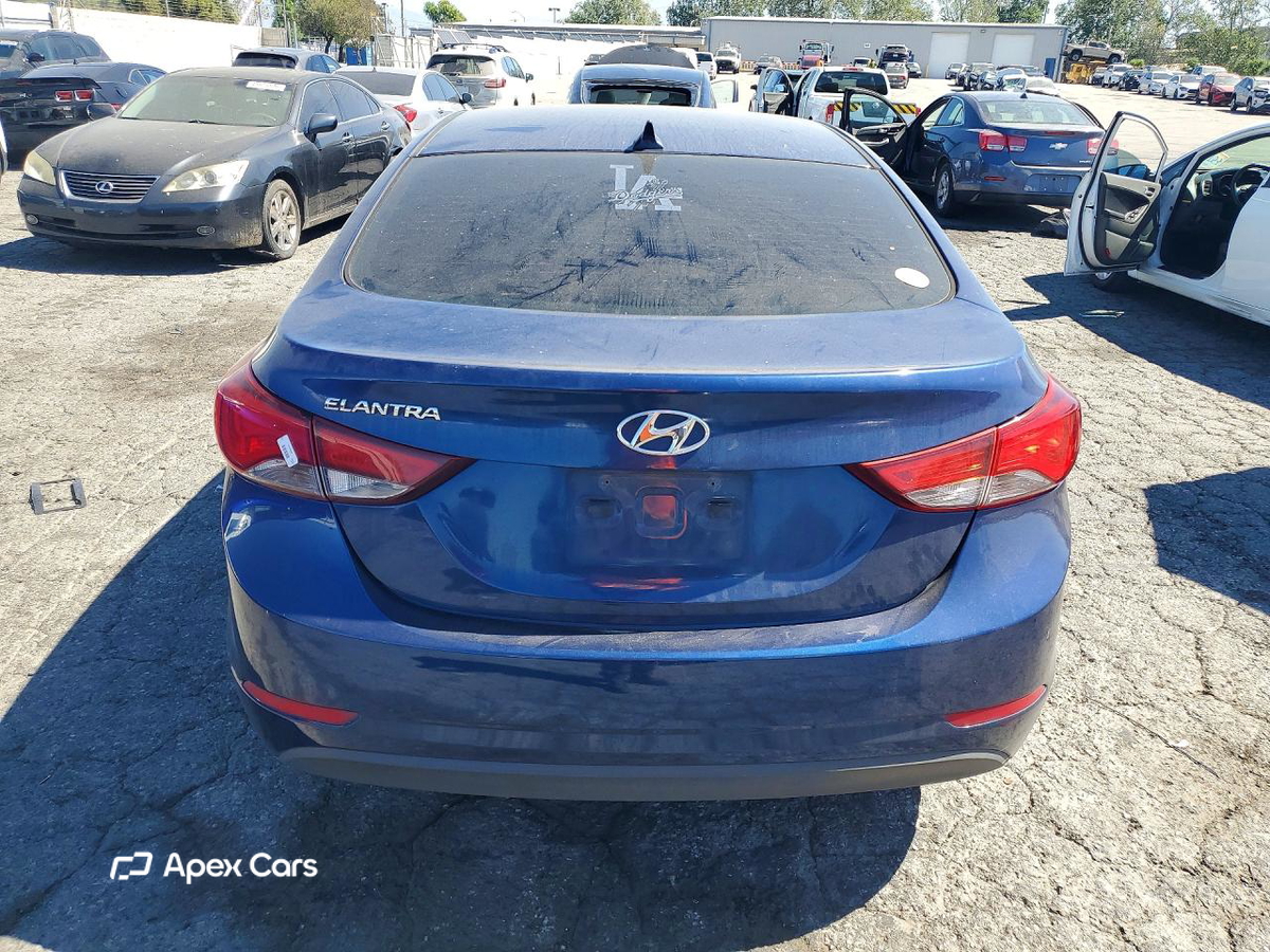 Hyundai Elantra 2015