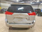 Toyota Sienna 2012