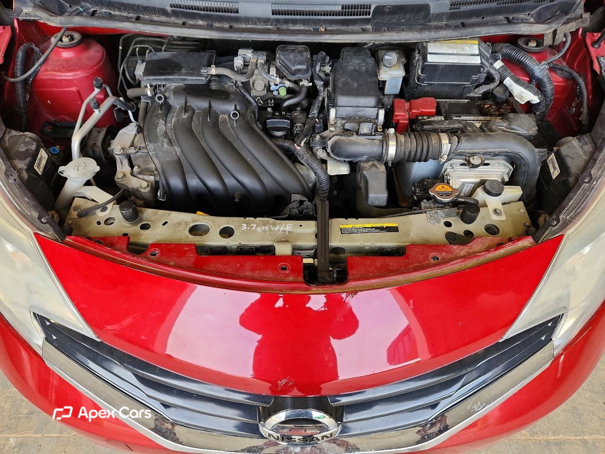 Nissan Versa 2015