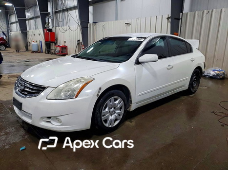 Nissan Altima 2011 - Image 1 of 5