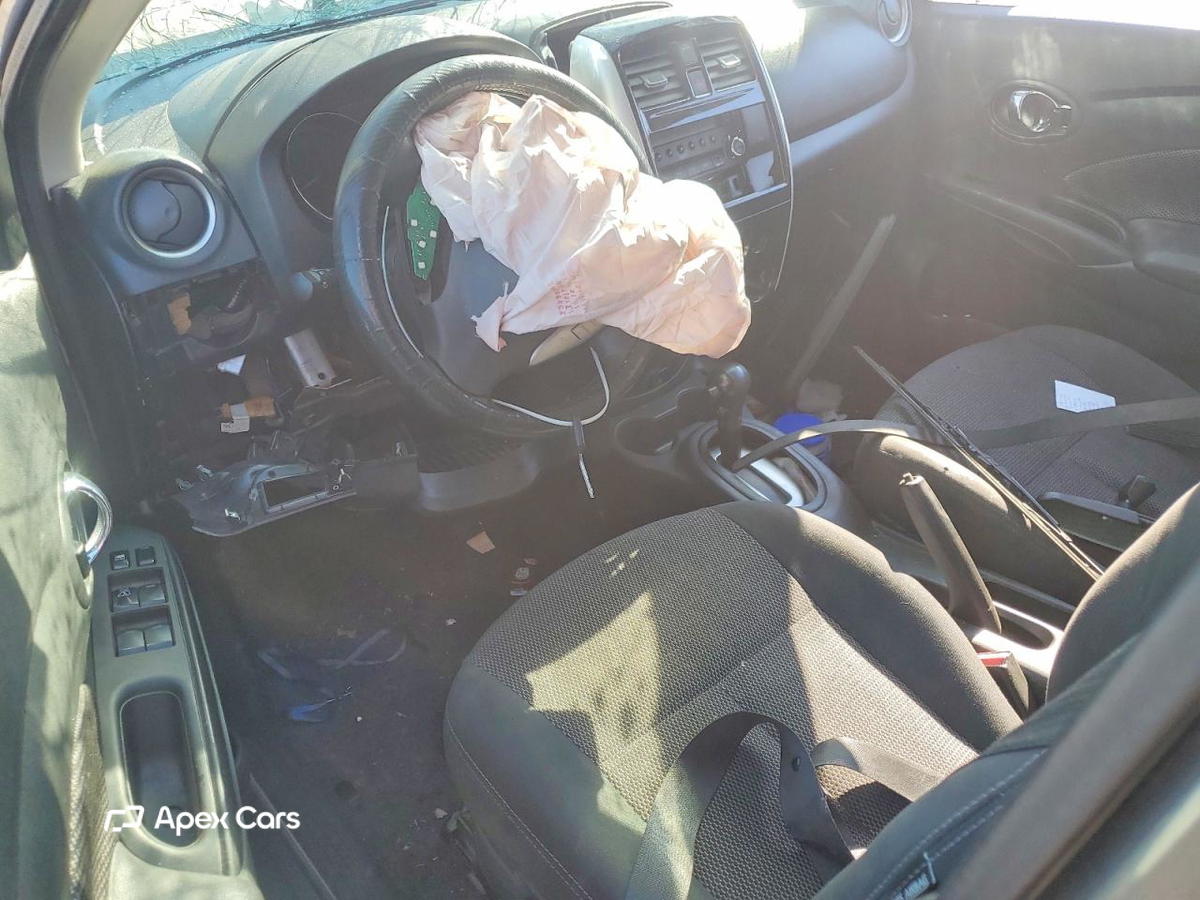 Nissan Versa 2018