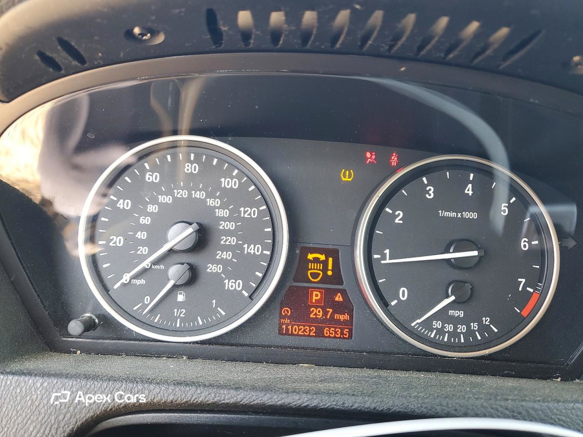 BMW X5 2011