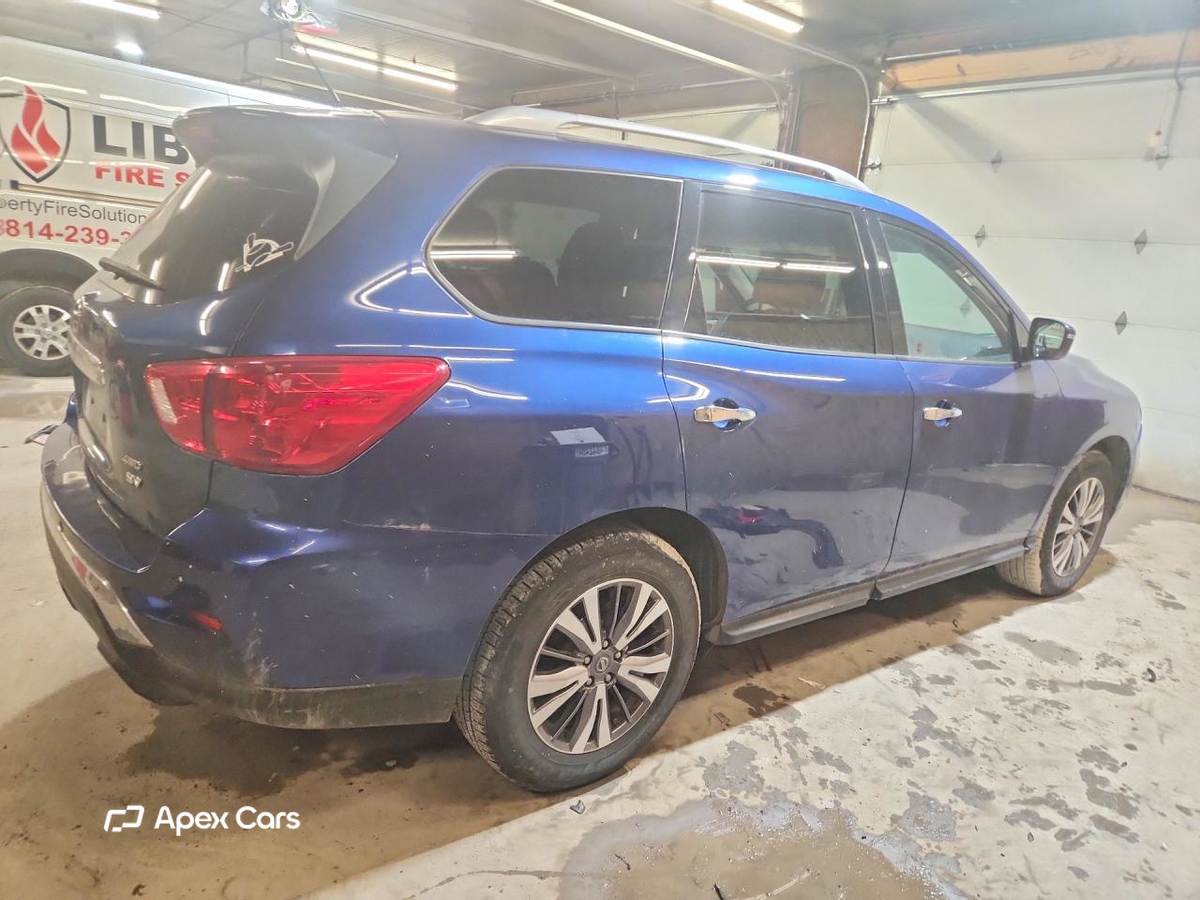 Nissan Pathfinder 2018