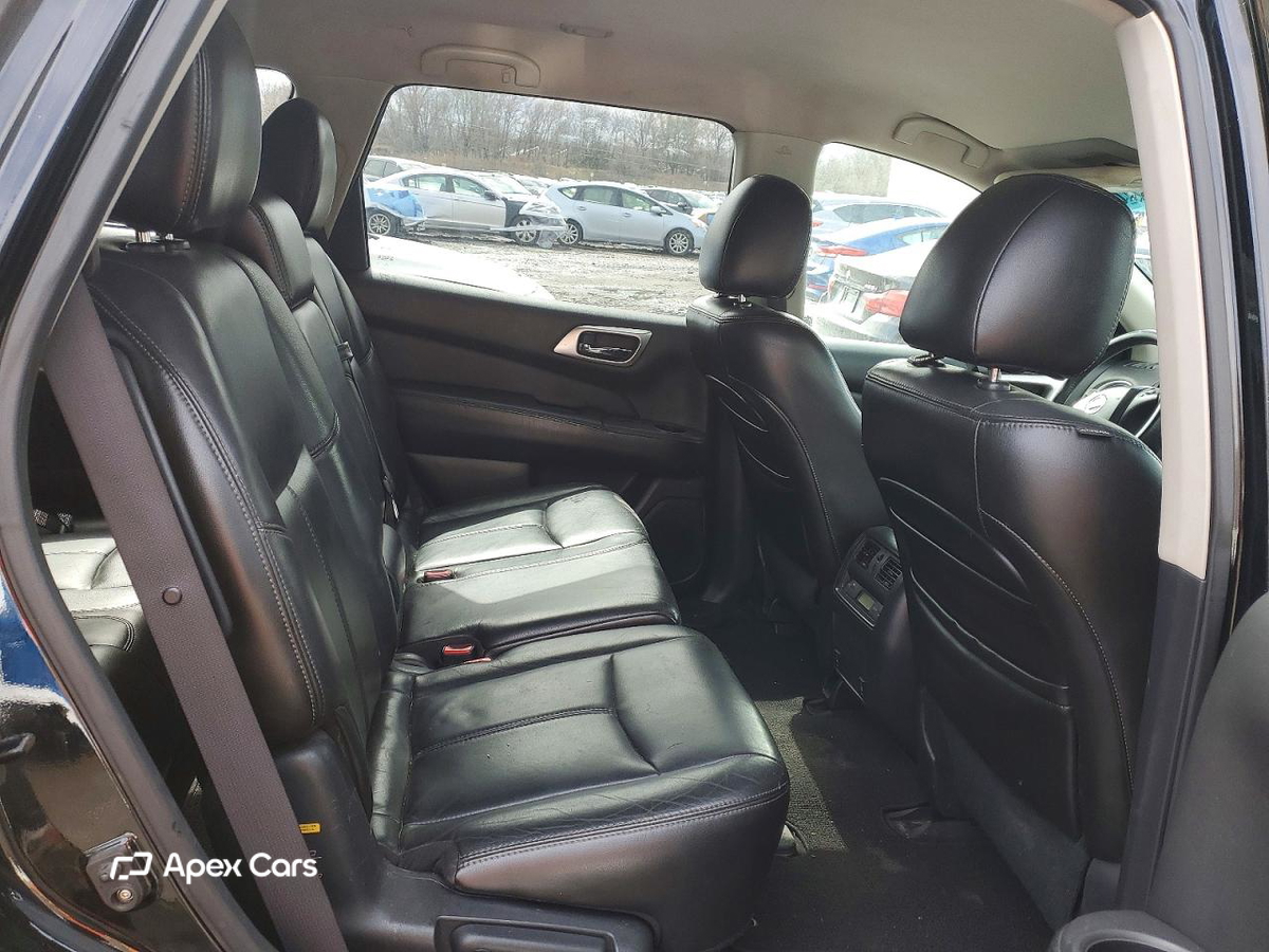 Nissan Pathfinder 2013