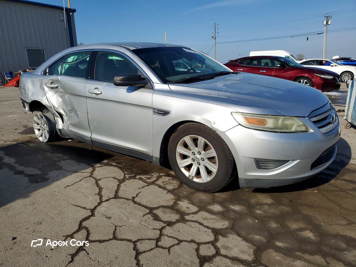 Ford Taurus 2011