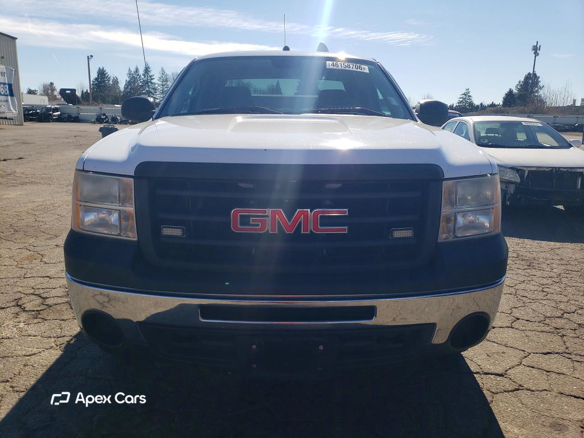 GMC Sierra 2011