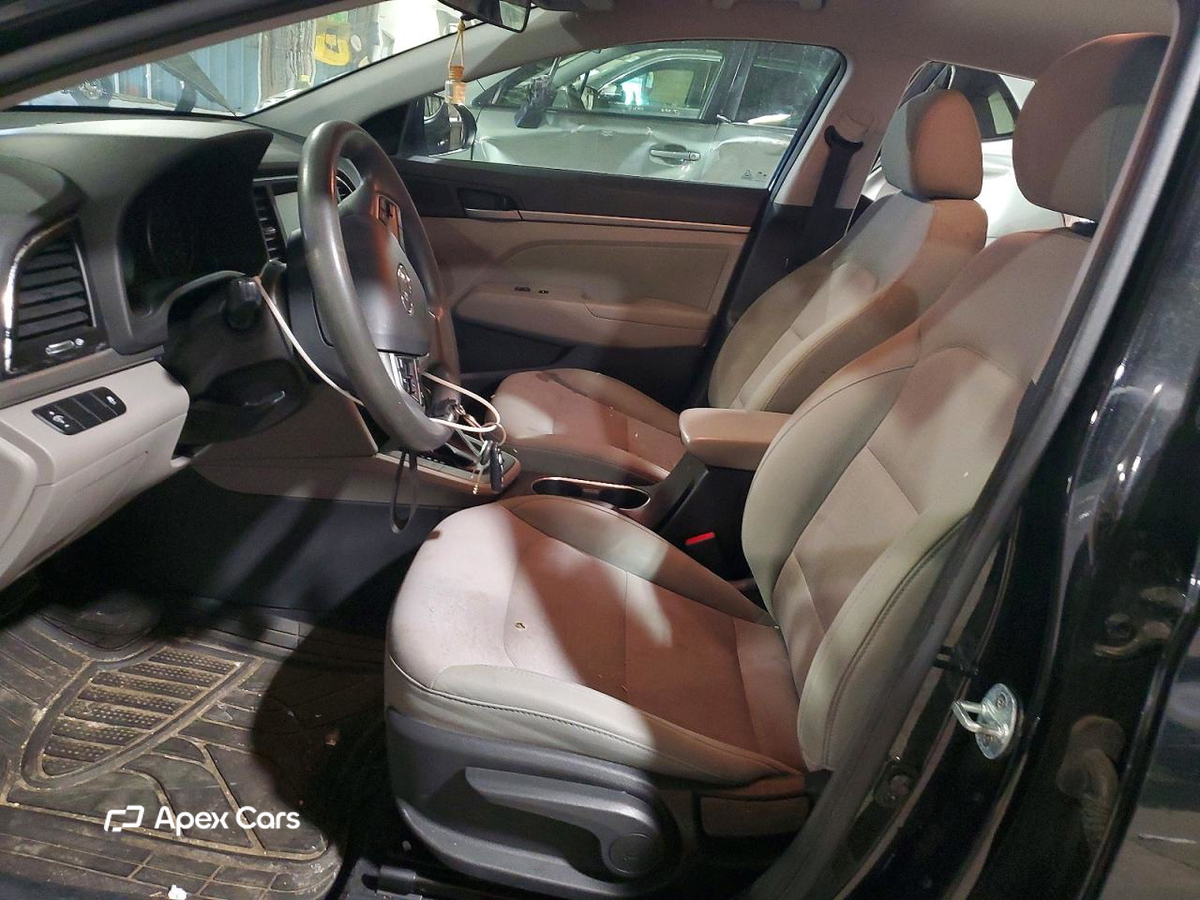 Hyundai Elantra 2017