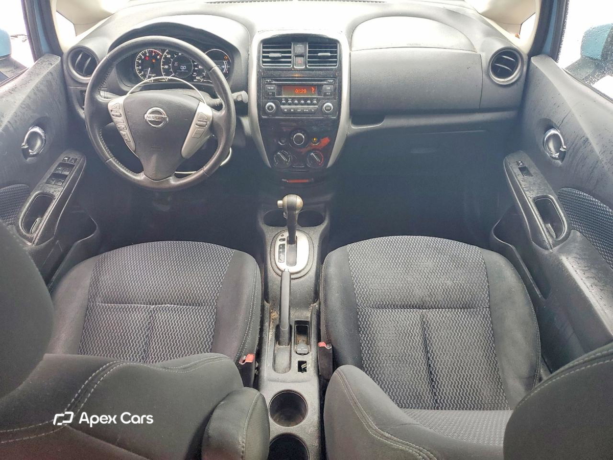 Nissan Versa 2015