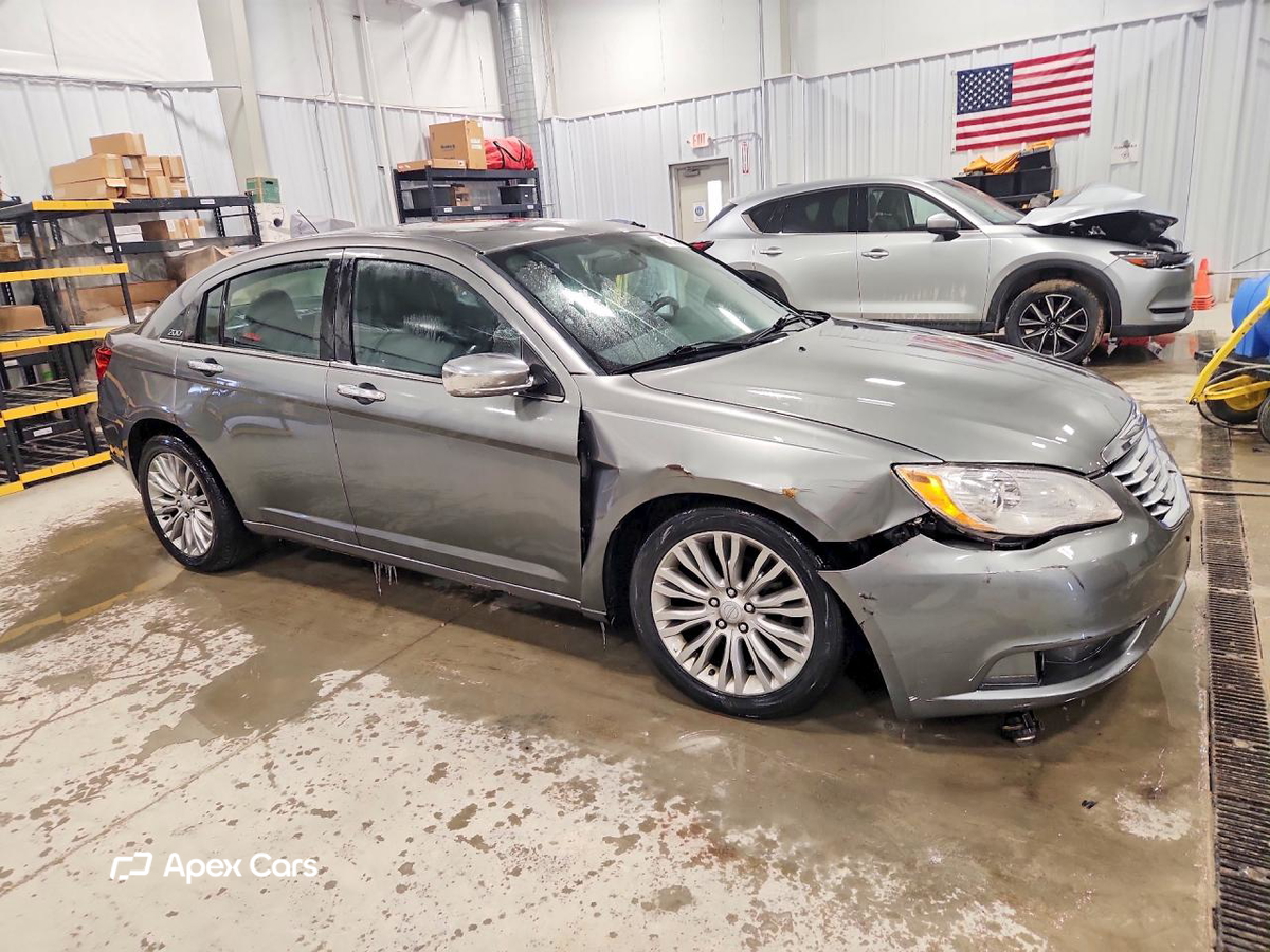 Chrysler 200 2013