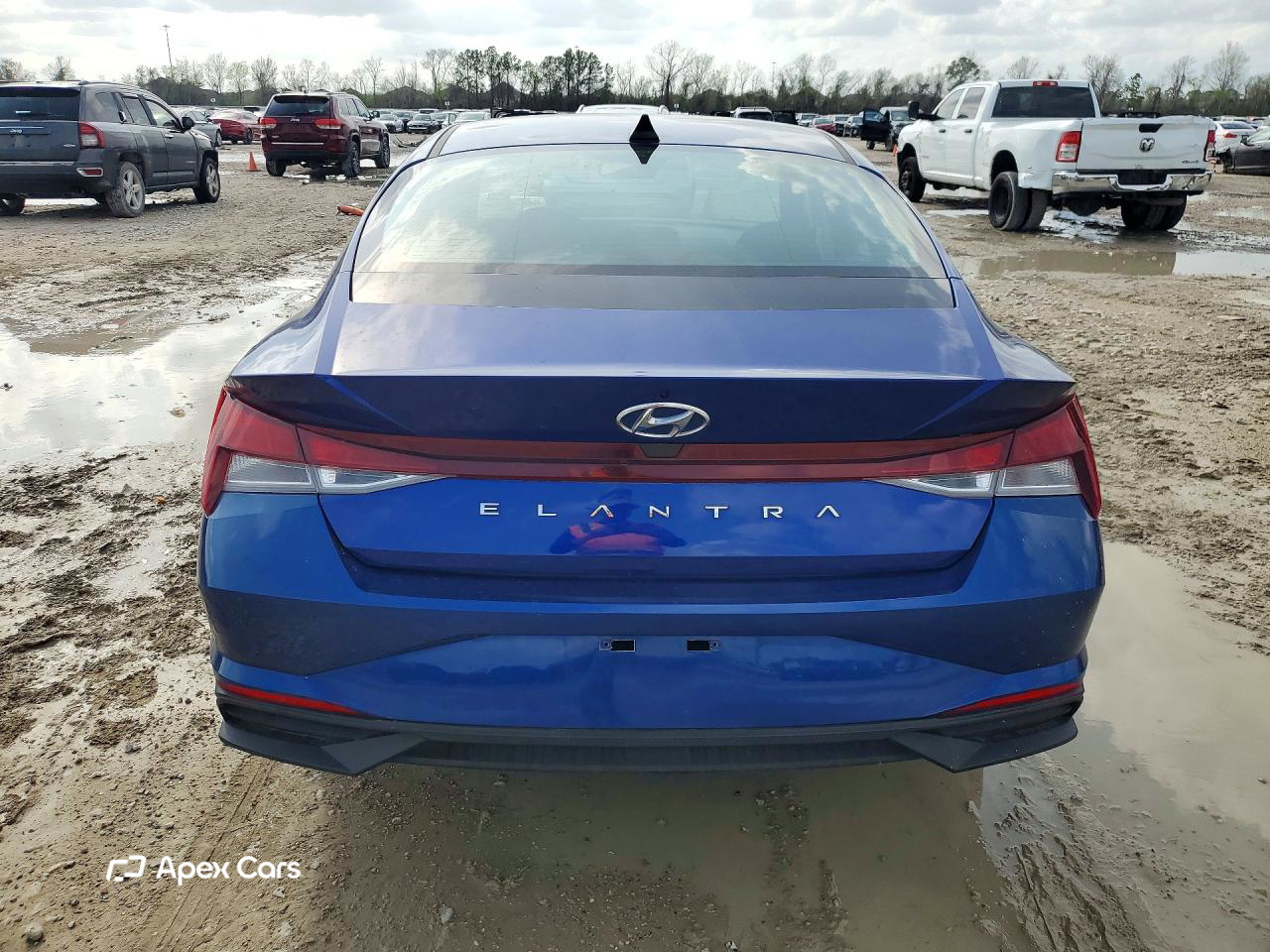 Hyundai Elantra 2021