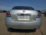 Nissan Altima 2010