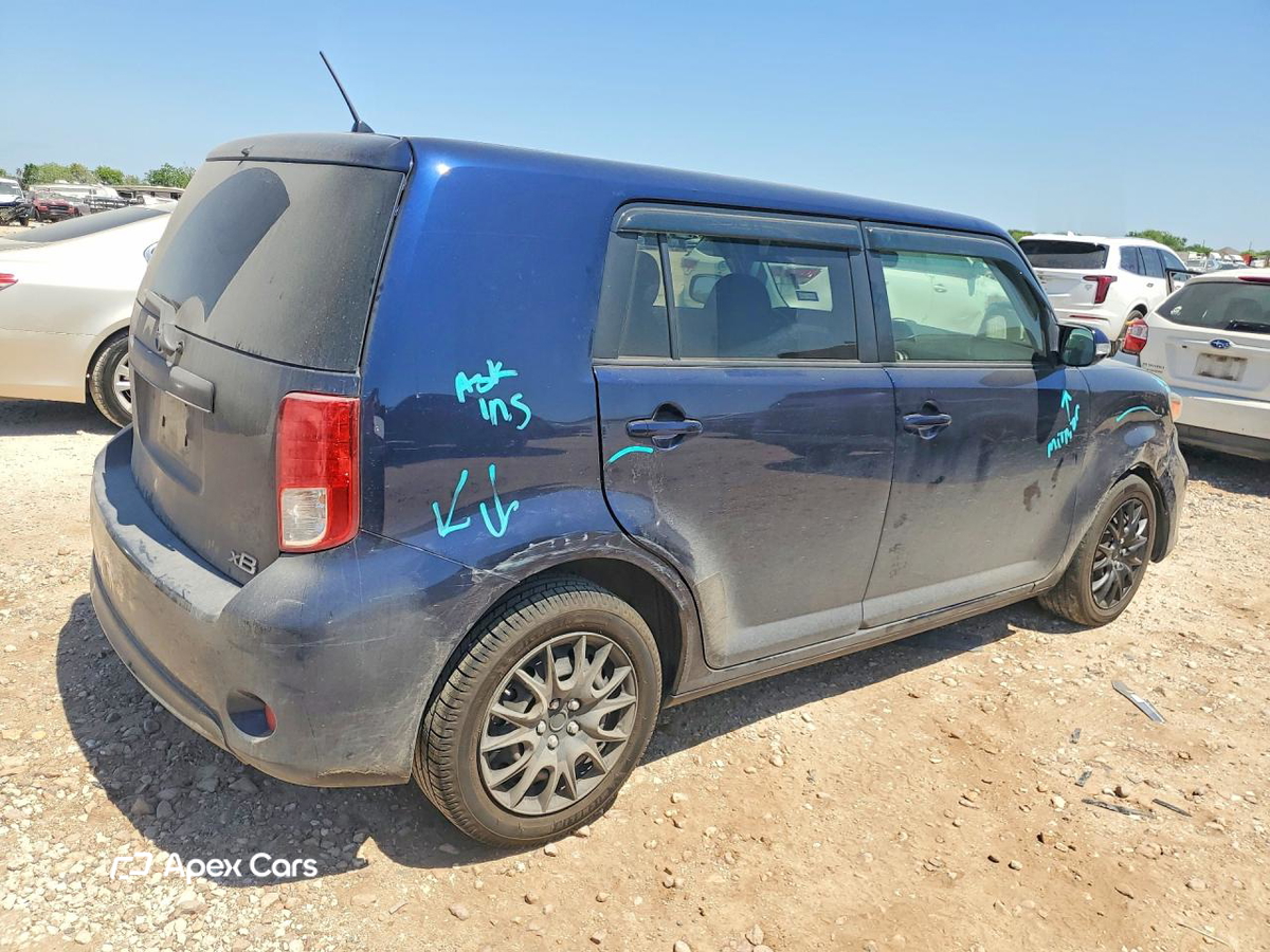 Scion xB 2015