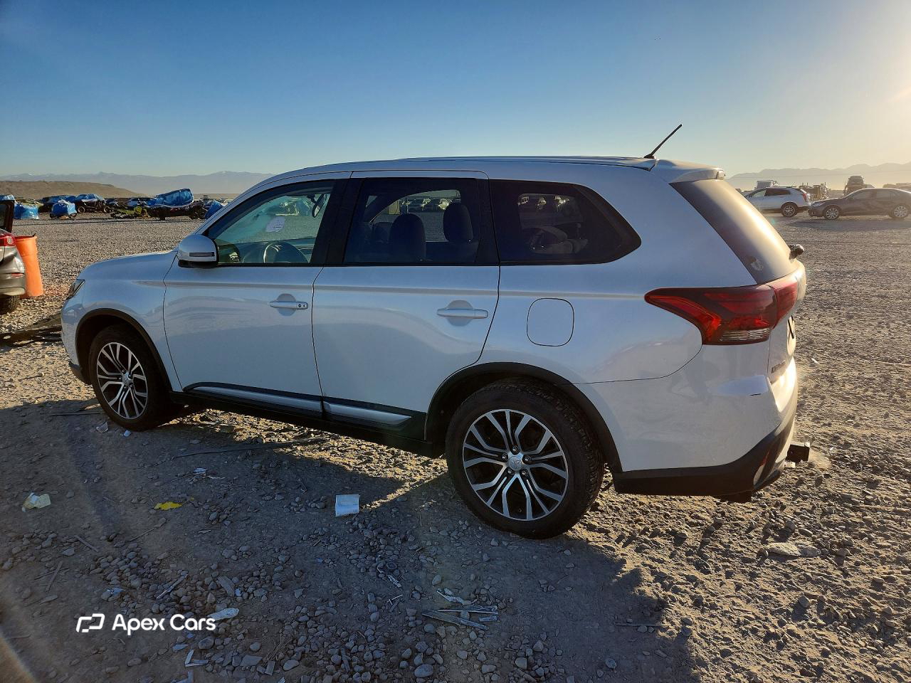 Mitsubishi Outlander 2016