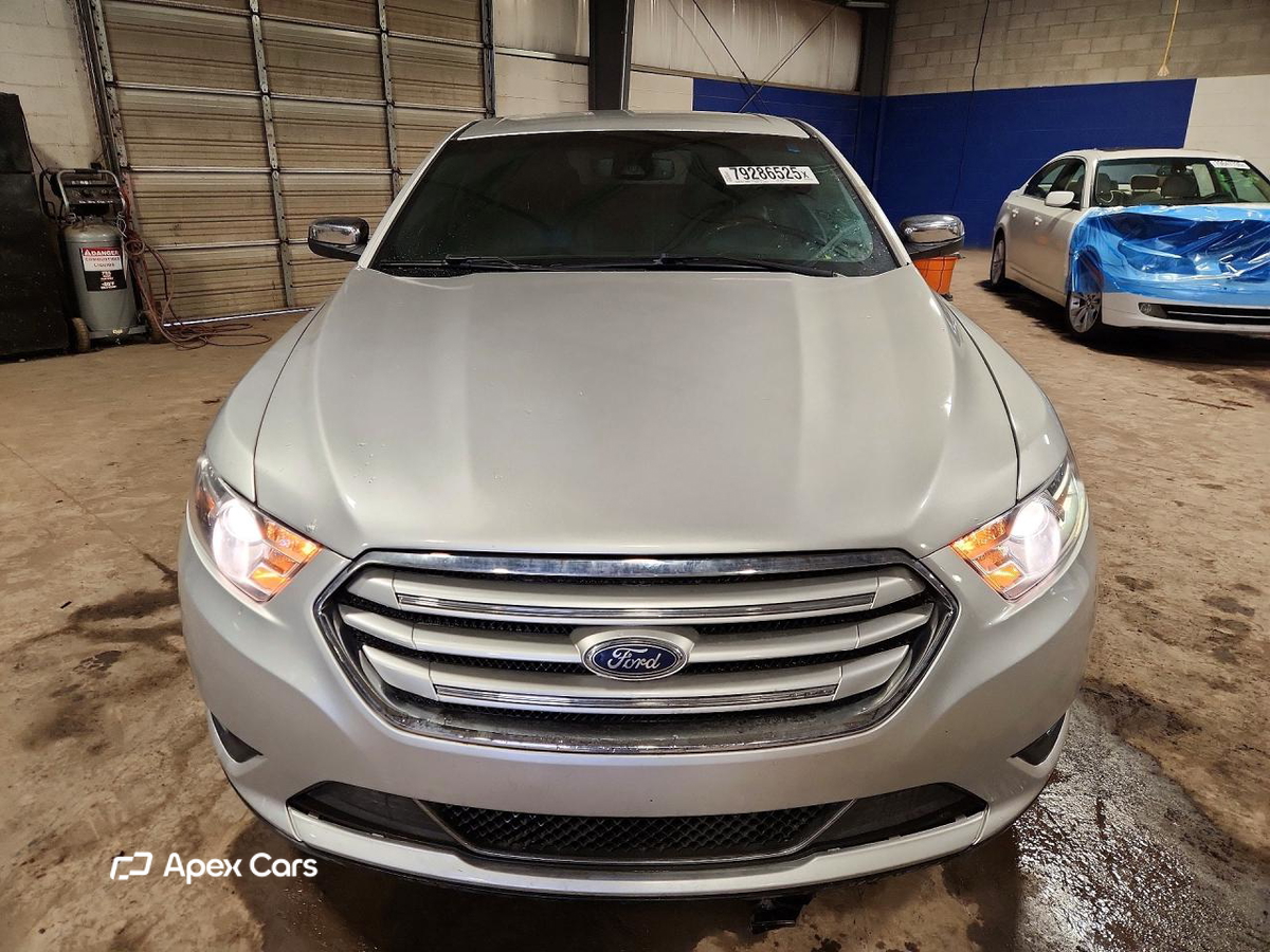Ford Taurus 2018