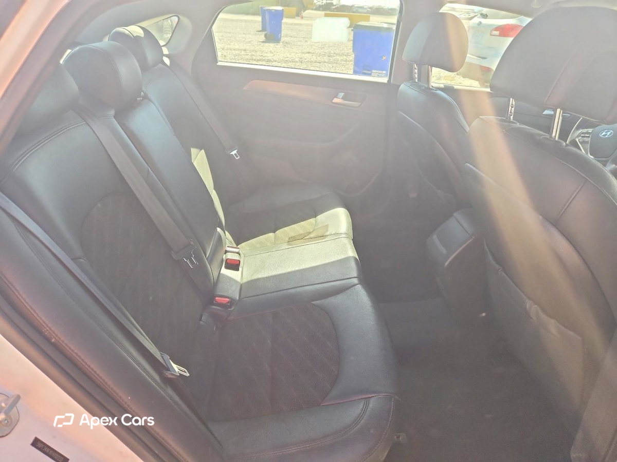 Hyundai Sonata 2015