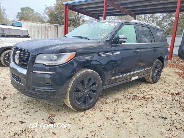 2023 Lincoln Navigator - Image 1 of 5