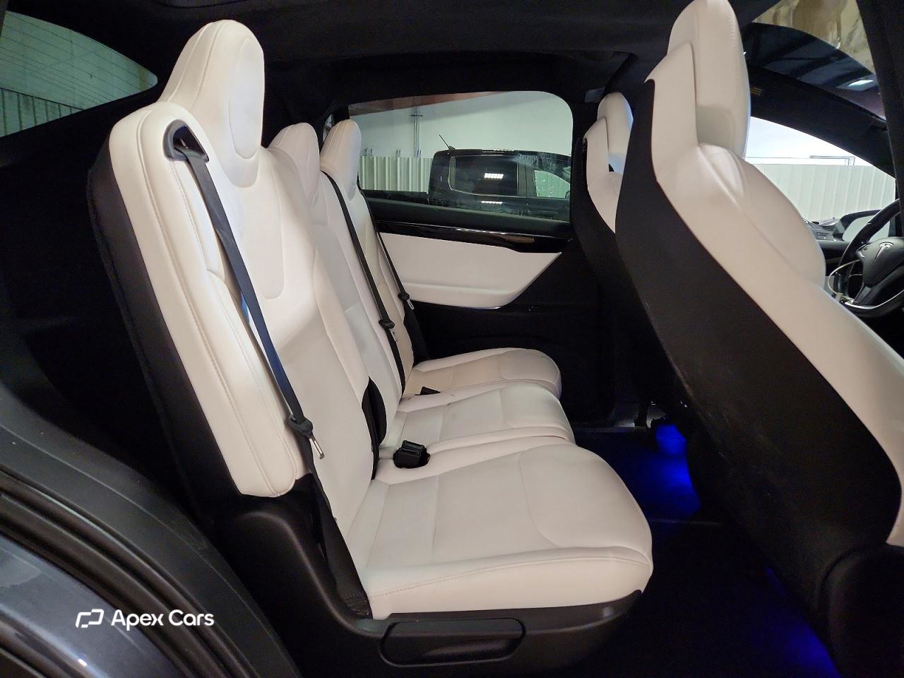 Tesla Model X 2018