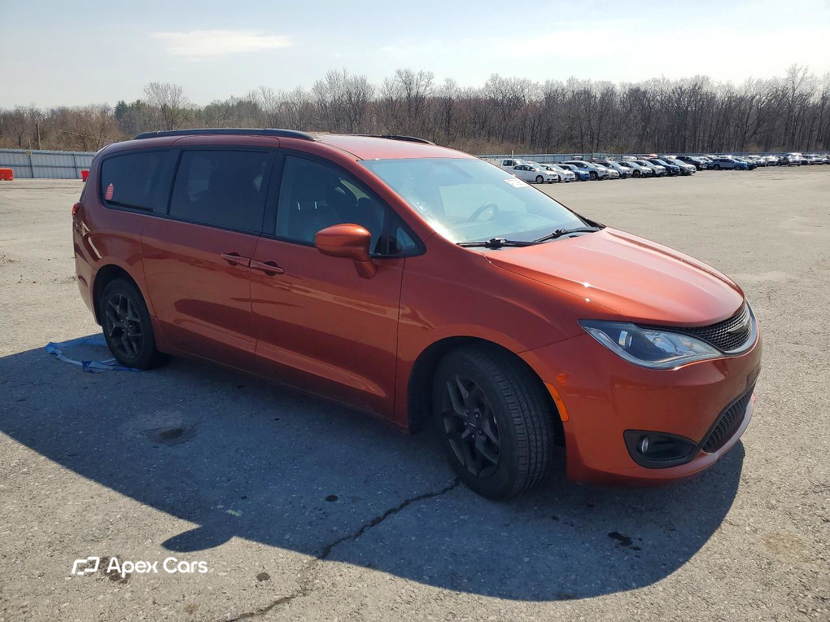 Chrysler Pacifica 2018