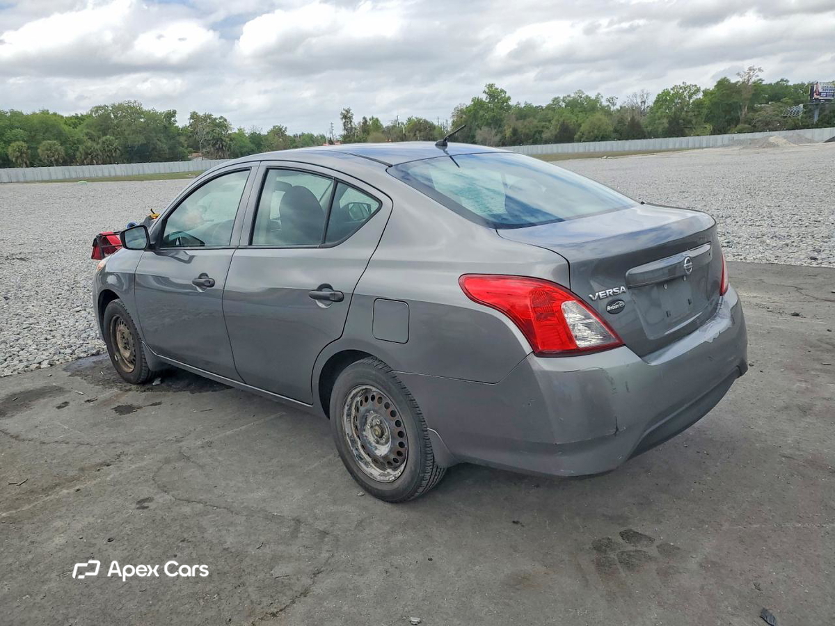 Nissan Versa 2016