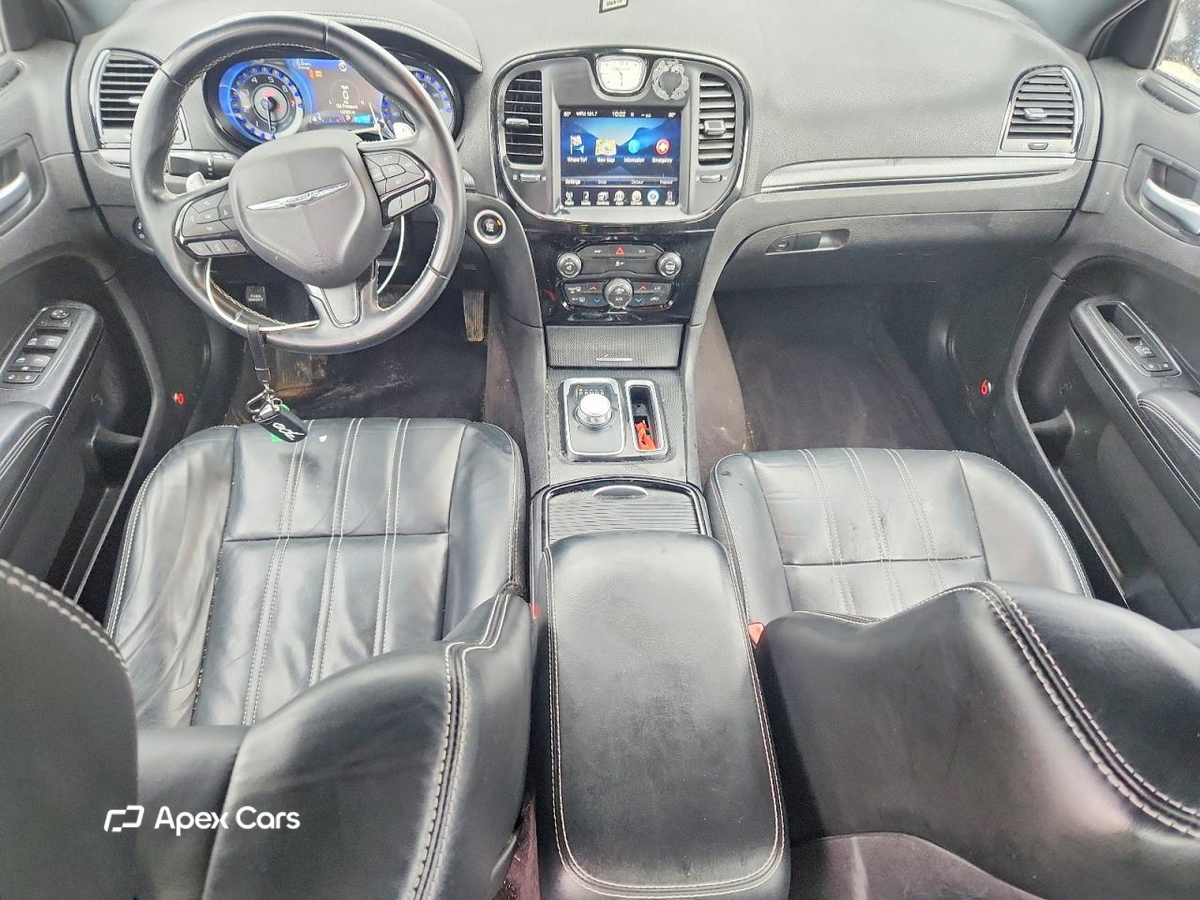 Chrysler 300 2016